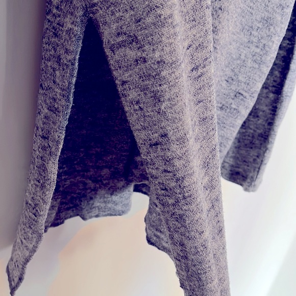 Wilfred v-neck sweater - Picture 5 of 5